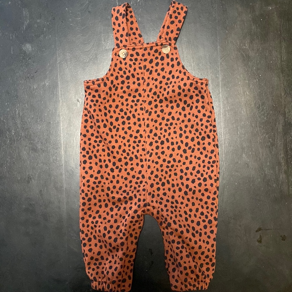 Like new leopard overalls